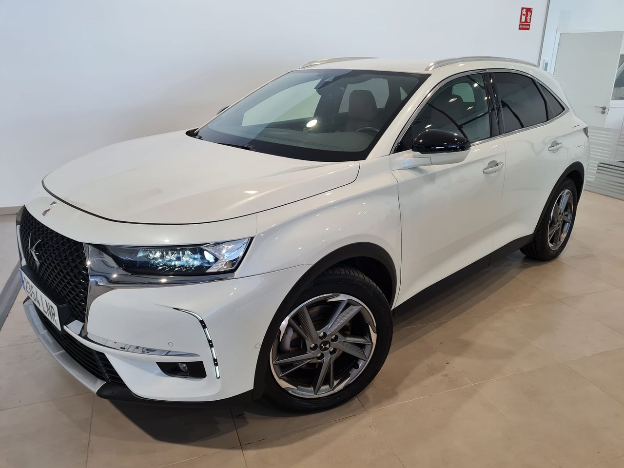DS DS 7 E-Tense 1.6 E-Tense 300 GRAND CHIC Auto 4WD todoterreno 221kW 5P automática   - Foto 1
