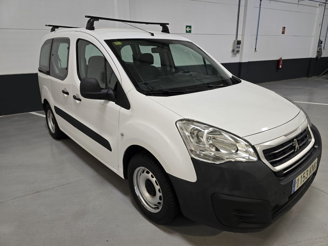 Peugeot Partner Access 1.6 BlueHDi 75 -   - Foto 1