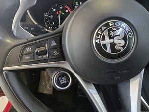 Alfa Romeo Stelvio 2.2 Diésel 154kW (210CV) Executive Q4 - Foto 11
