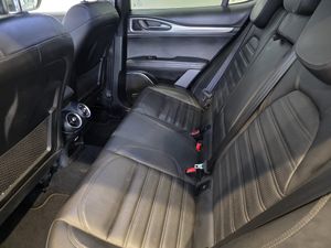 Alfa Romeo Stelvio 2.2 Diésel 154kW (210CV) Executive Q4  - Foto 10