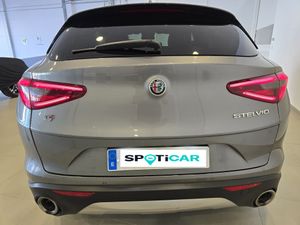 Alfa Romeo Stelvio 2.2 Diésel 154kW (210CV) Executive Q4  - Foto 7