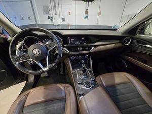 Alfa Romeo Stelvio Executive 2.2 Diesel 154 kW (210 CV) AT8 Q4 - Foto 12