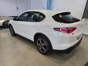 Alfa Romeo Stelvio 2.2 Diesel 140 kW (190 CV) Sprint Q4 - Foto 5