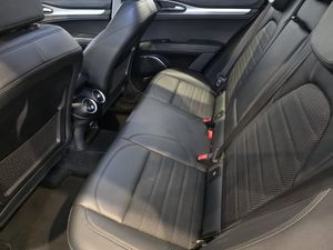 Alfa Romeo Stelvio 2.2 Diesel 140 kW (190 CV) Sprint Q4 - Foto 8