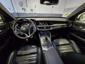 Alfa Romeo Stelvio Executive 2.2 Diesel 154 kW (210 CV) AT8 Q4 - Foto 12