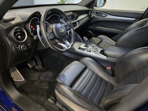 Alfa Romeo Stelvio 2.2 Diesel 154 kW (210 CV) Veloce Q4 - Foto 8