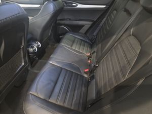 Alfa Romeo Stelvio 2.2 Diesel 154 kW (210 CV) Veloce Q4 - Foto 10