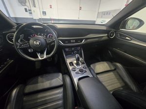 Alfa Romeo Stelvio 2.2 Diesel 154 kW (210 CV) Veloce Q4 - Foto 13