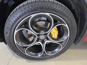 Alfa Romeo Stelvio Executive 2.2 Diesel 154 kW (210 CV) AT8 Q4 - Foto 16