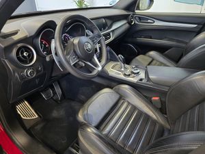 Alfa Romeo Stelvio Executive 2.2 Diesel 154 kW (210 CV) AT8 Q4 - Foto 9