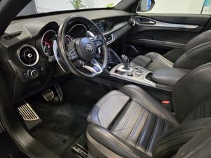 Alfa Romeo Stelvio 2.2 Diesel 154 kW (210 CV) Veloce Q4 - Foto 9