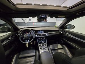 Alfa Romeo Stelvio 2.2 Diesel 154 kW (210 CV) Veloce Q4 - Foto 10