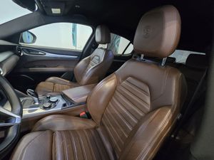 Alfa Romeo Stelvio 2.2 Diesel 154kW 210CV Executive Q4 - Foto 13