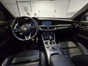 Alfa Romeo Stelvio 2.2 Diesel 154 kW (210 CV) Veloce Q4 - Foto 9