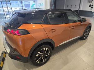 Peugeot 2008 GT PureTech 130 - Foto 5
