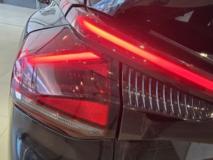 Citroën C4 BlueHDi 130 EAT8 Shine - Foto 15