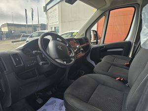 Citroën Jumper Jumper BlueHDi 140 S&S 6v Furgón 30L1H1 - Foto 6