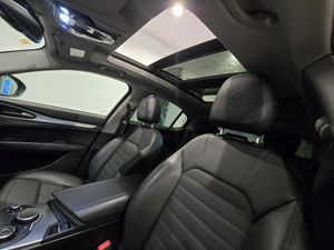 Alfa Romeo Stelvio Executive 2.2 Diesel 140 kW (190 CV) AT8 RWD - Foto 10