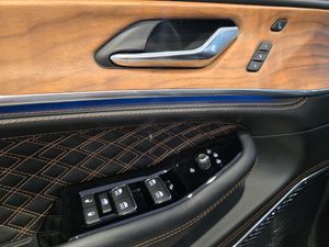 Jeep Grand Cherokee Grand Cherokee 4xe Summit Reserve - Foto 29