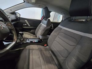 Citroën C4 PureTech 130 Plus - Foto 9