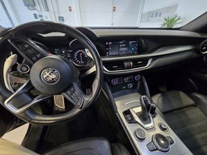 Alfa Romeo Stelvio 2.2 Diesel 154 kW - Foto 12