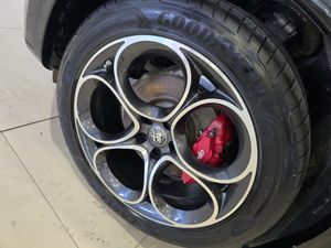 Alfa Romeo Stelvio 2.2 Diesel 154 kW - Foto 14