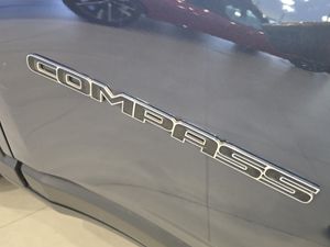 Jeep Compass Limited 1.6 Multijet 96 kW - Foto 14