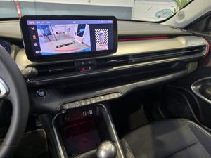 Jeep Avenger 1.2 Turbo 100 CV Summit - Foto 9