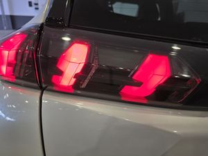 Peugeot 2008 Allure Pack BlueHDi 110 - Foto 15
