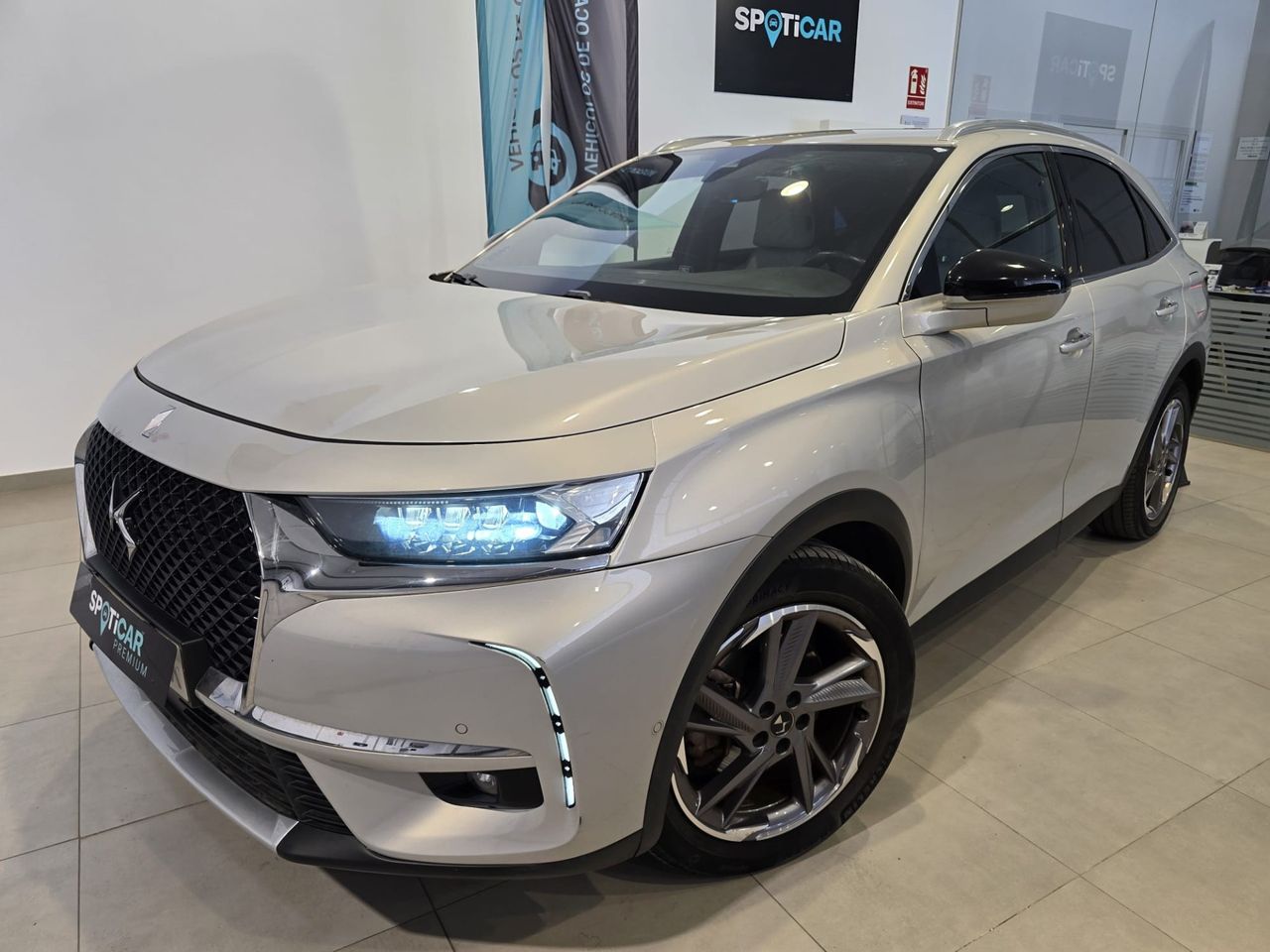 DS DS 7 Crossback E-TENSE 4x4 Grand Chic - Foto 1