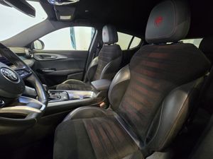 Alfa Romeo Tonale Hybrid 130 TCT Edizione Speciale - Foto 16