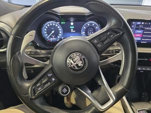 Alfa Romeo Tonale Hybrid 130 TCT Edizione Speciale - Foto 14