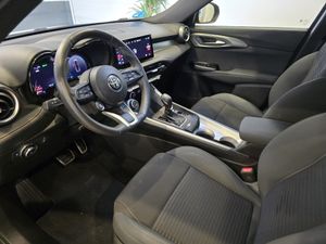 Alfa Romeo Tonale PHEV Q4 Sprint - Foto 11