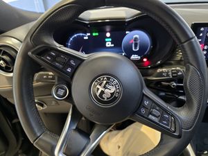 Alfa Romeo Tonale PHEV Q4 Sprint - Foto 13