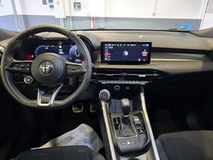 Alfa Romeo Tonale PHEV Q4 Sprint - Foto 9