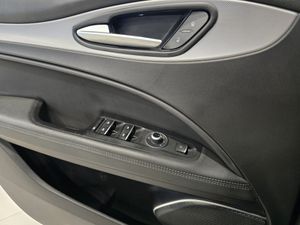 Alfa Romeo Stelvio 2.2 Diesel 140 kW - Foto 17