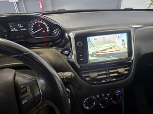 Peugeot 208 5p Signature 1.2 PureTech 82 S&S - Foto 11