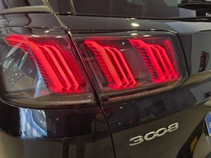 Peugeot 3008 Allure Pack BlueHDi 130 S&S EAT8 - Foto 8