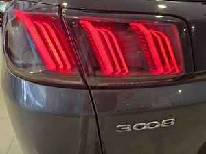 Peugeot 3008 Allure Hybrid 225 e-EAT8 - Foto 16