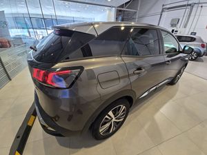 Peugeot 3008 Allure Hybrid 225 e-EAT8 - Foto 9