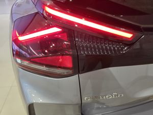 Citroën C4 BlueHDi 130 EAT8 Feel Pack - Foto 13