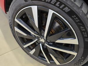 Peugeot 508 GT Hybrid 225 e-EAT8 - Foto 17