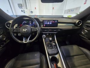 Alfa Romeo Tonale 1.6 Diesel 130 TCT Veloce - Foto 9