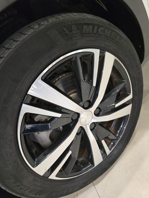 Peugeot 3008 GT Hybrid 225 e-EAT8 - Foto 16