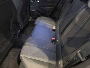 Peugeot 2008 GT PureTech 130 - Foto 12