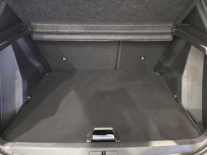 Peugeot 2008 GT PureTech 130 - Foto 21