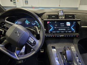 DS DS 7 Crossback E-TENSE 300 4x4 Performance Line + - Foto 9