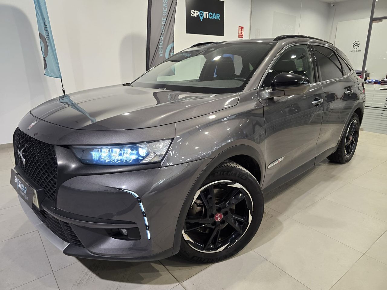 DS DS 7 Crossback E-TENSE 300 4x4 Performance Line + - Foto 1