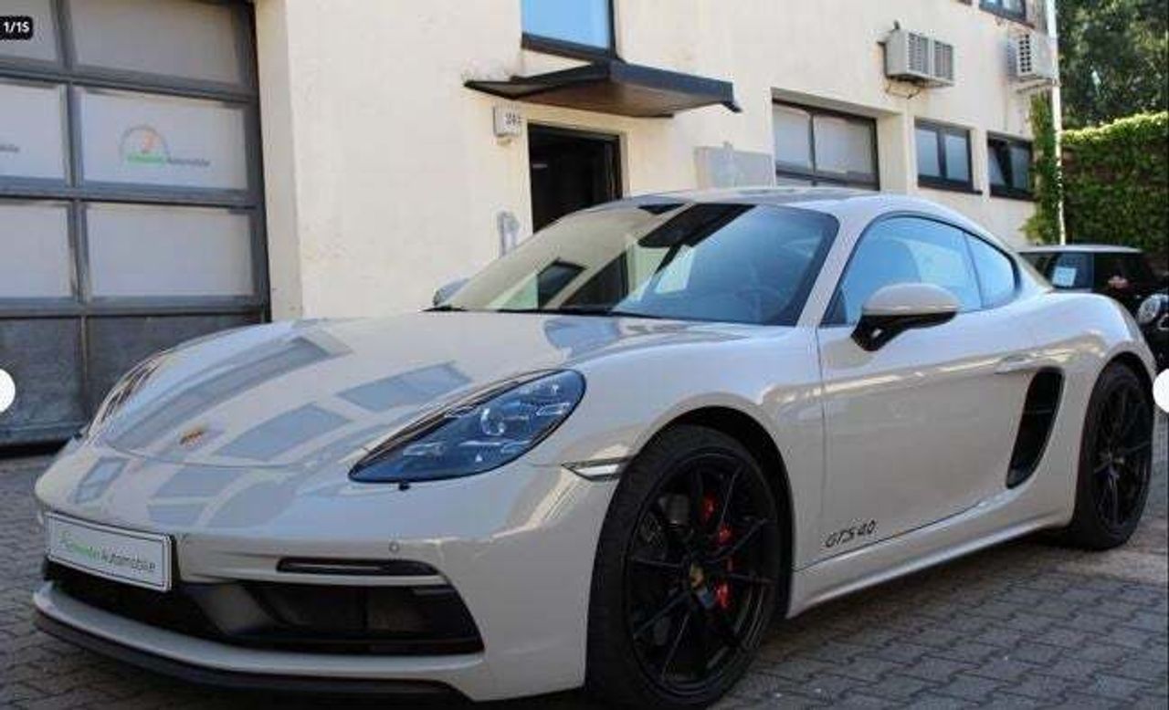 Porsche Cayman GT4 RS PDK   - Foto 1