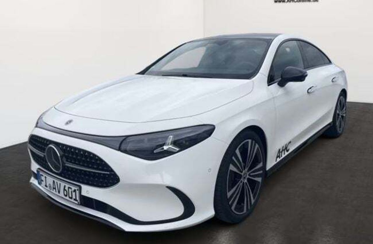 Mercedes CLA Deportivo  Automático de 5 Puertas   - Foto 1